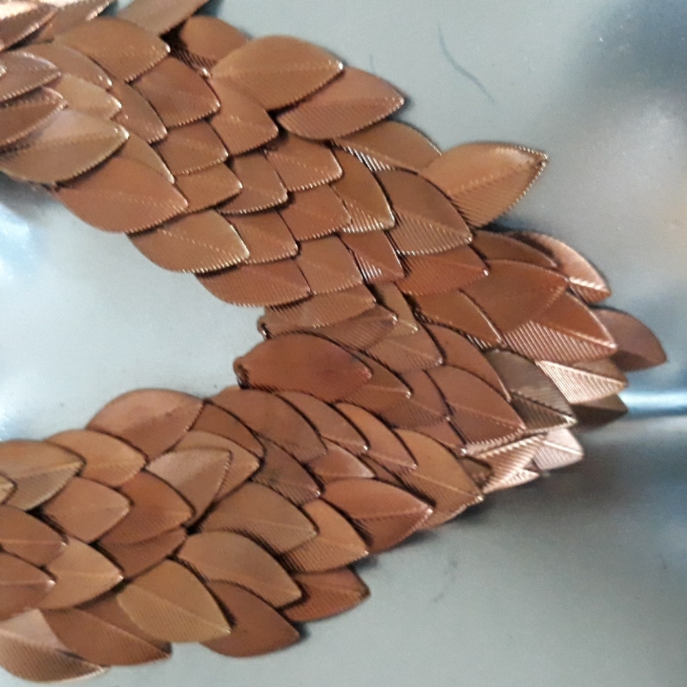 unusual necklace - Picture 2 of 5